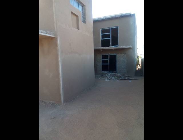 4 BEDROOM HOUSE FOR SALE IN SESHEGO